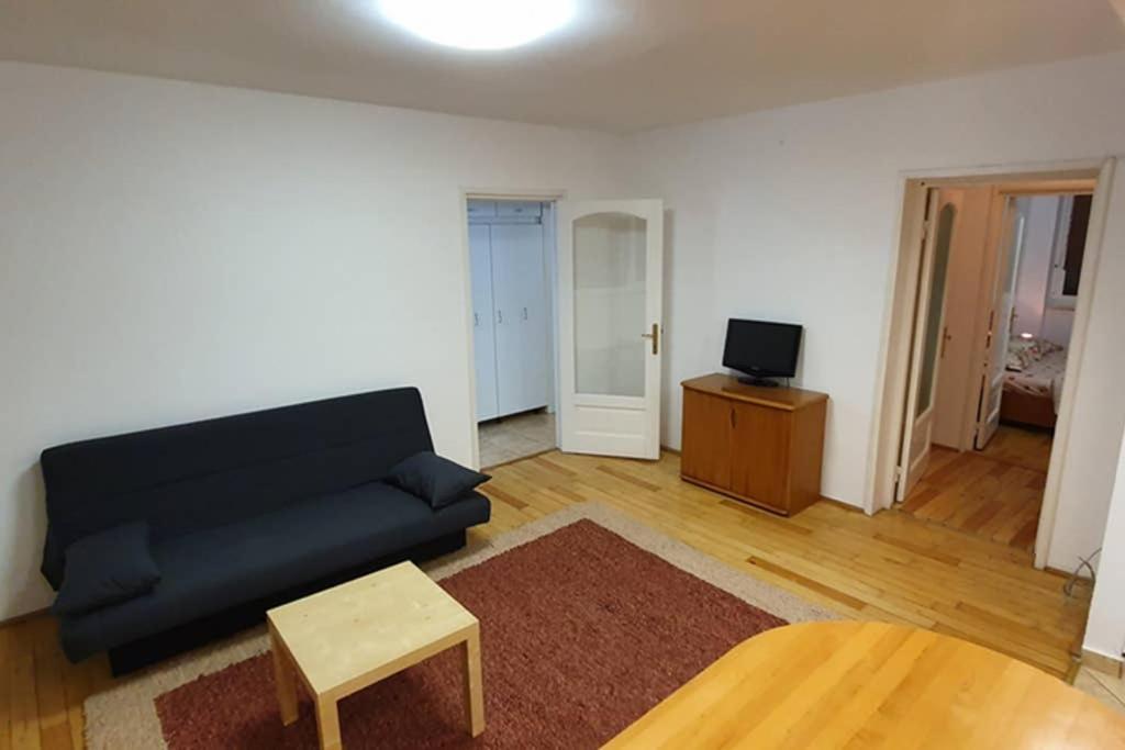 Titian'S Cozy Apartment Sibiu Dış mekan fotoğraf